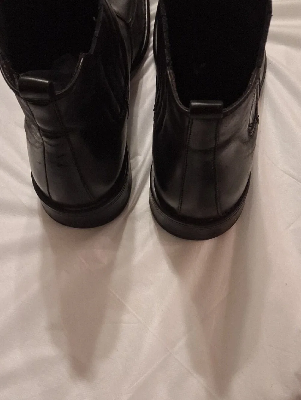 Skechers sleek black